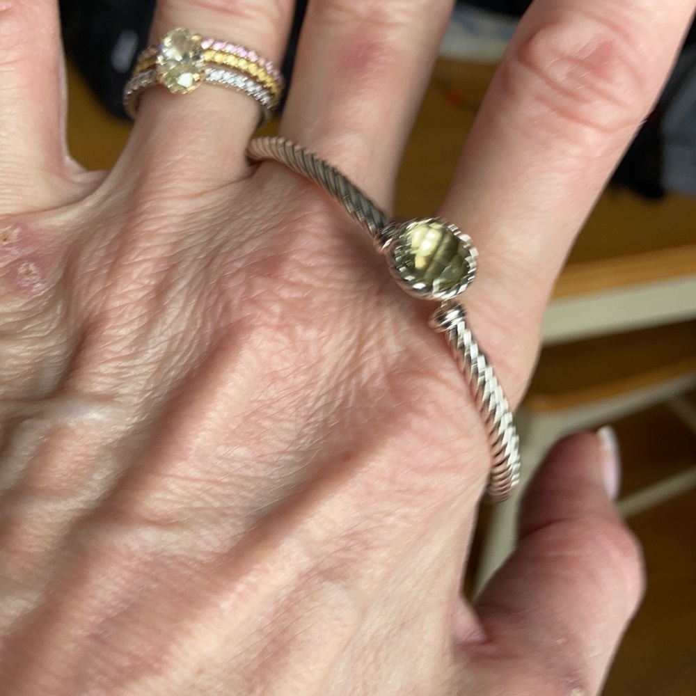 Praolisite David Yurman bangle